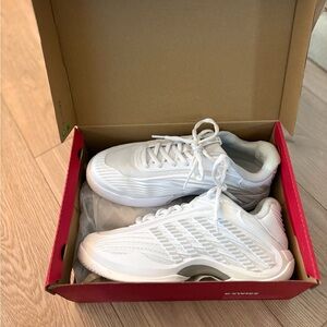 K-Swiss White Women's HCE 3 Wide Athletic Sneakers (brand new / just arrived)